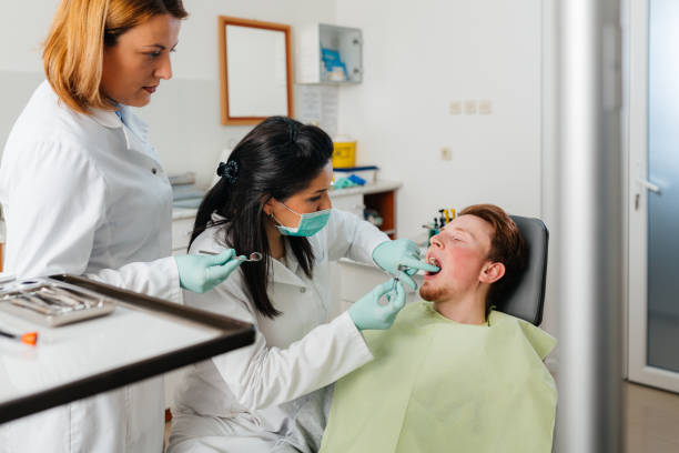 Best Emergency Tooth Extraction in Elma Center, NY